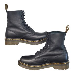 Dr. Martens Pascal 1460 Womens Size 6 Smooth Black Leather Lace Up Combat Boots